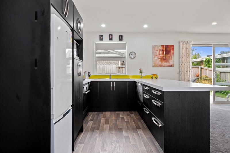 2/8 Ensors Road, Opawa, Christchurch - Carousel 2