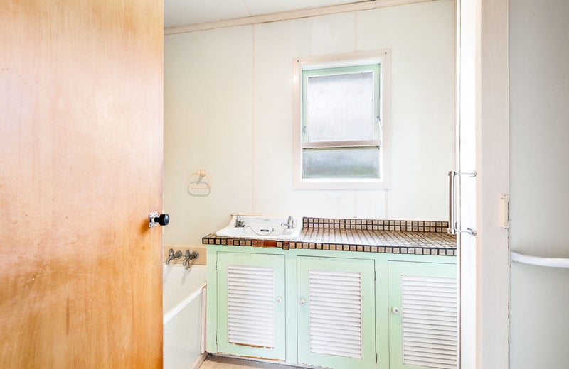 101 Godley Road, Green Bay, Auckland - Carousel 13