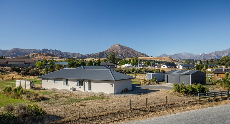 6 Jack Young Place, Albert Town, Wanaka - Carousel 20