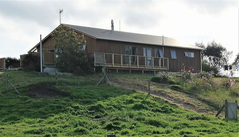 95 Pyke Road, Rangiotu, Palmerston North - Carousel 2