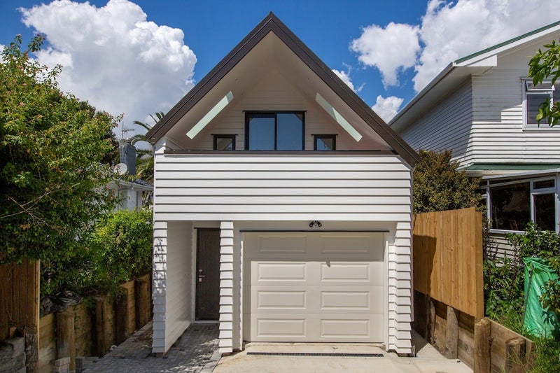 115 Waipuna Road East, Mount Wellington, Auckland - Carousel 1