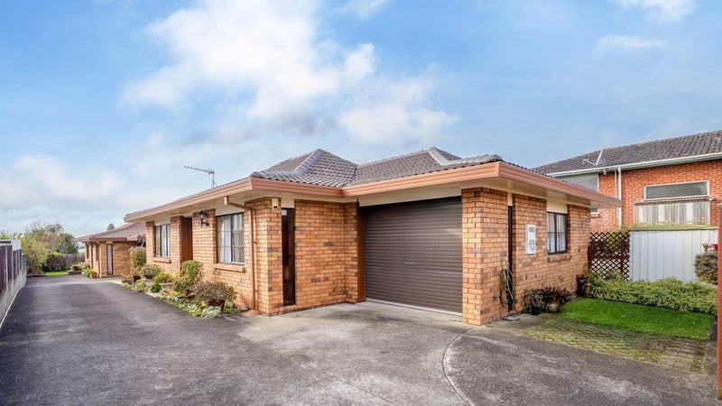 2/32 New Windsor Road, Avondale, Auckland - Carousel 1