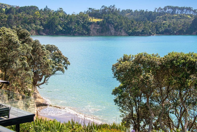 35 Ocean View Road, Hatfields Beach, Orewa - Carousel 1