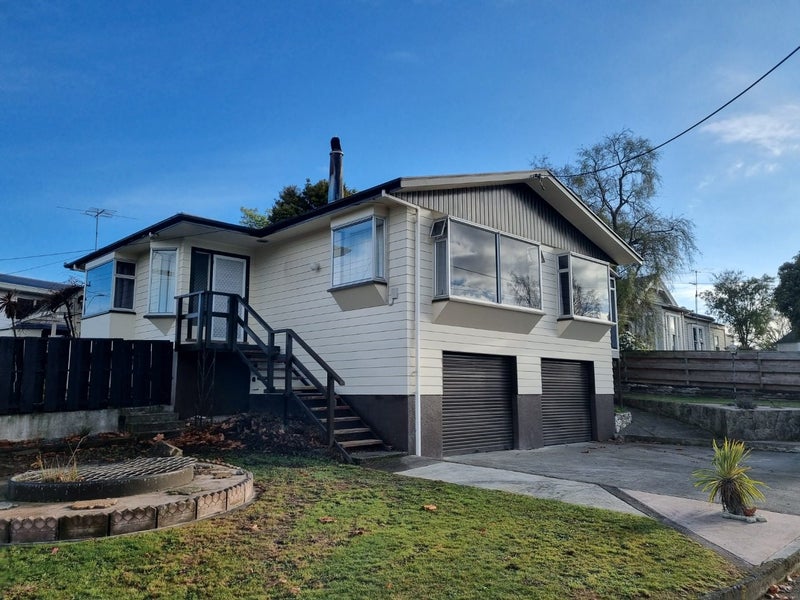 1 Wavell Crescent, Lansdowne, Masterton - Carousel 1