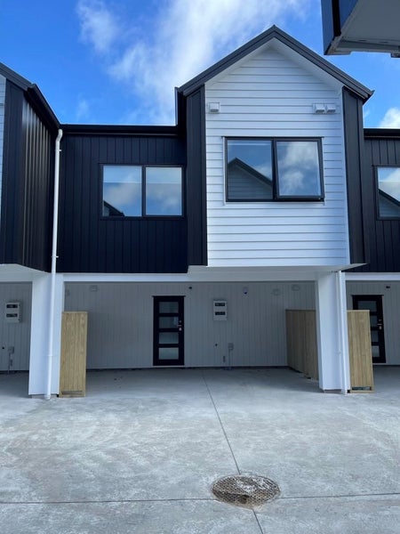 3/56 May Street, Hamilton East, Hamilton - Carousel 1