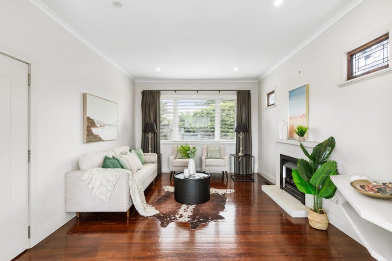 22 Sunny Brae Crescent, Westmere, Auckland - Carousel 2