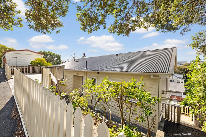 95 Hataitai Road, Hataitai, Wellington - Carousel 1