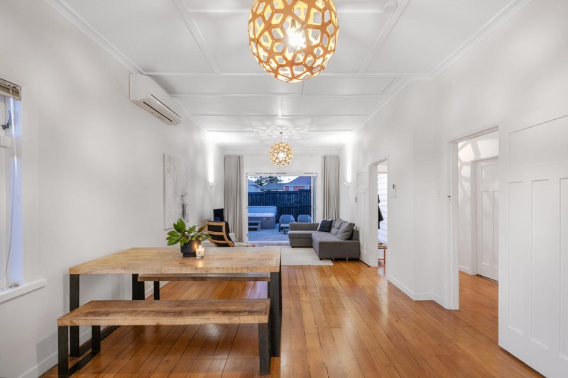 42A Alberta Street, Point Chevalier, Auckland - Carousel 23