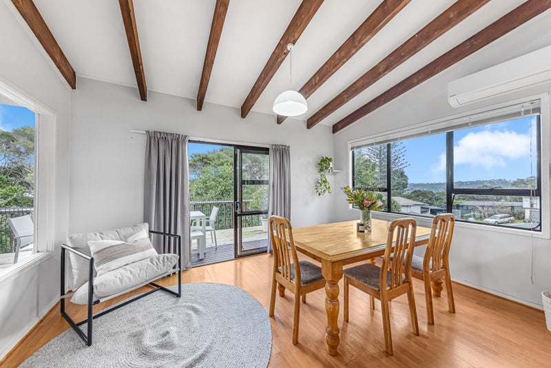 50 Valley View Road, Glenfield, Auckland - Carousel 2