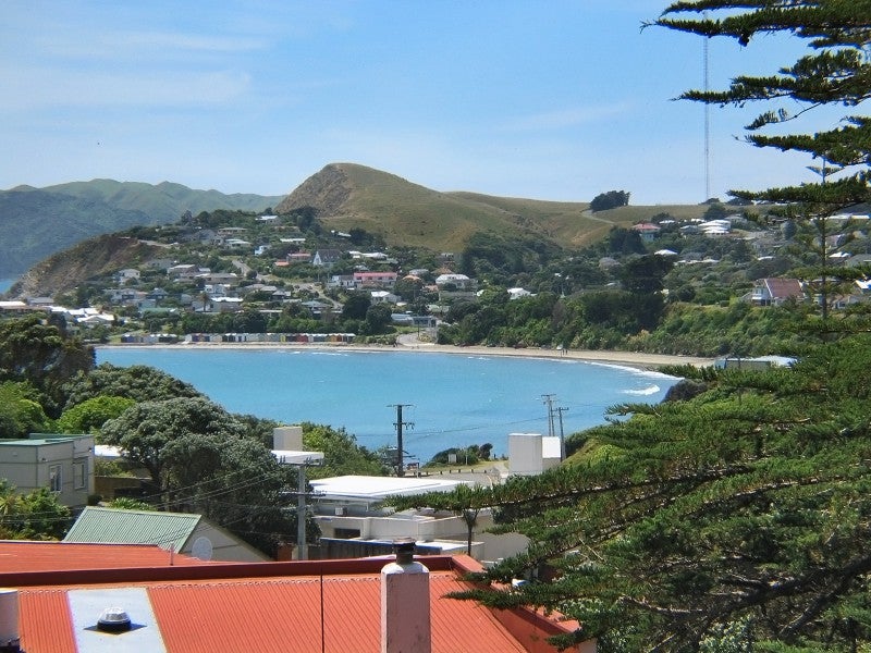 4 View Road, Titahi Bay, Porirua - Carousel 1