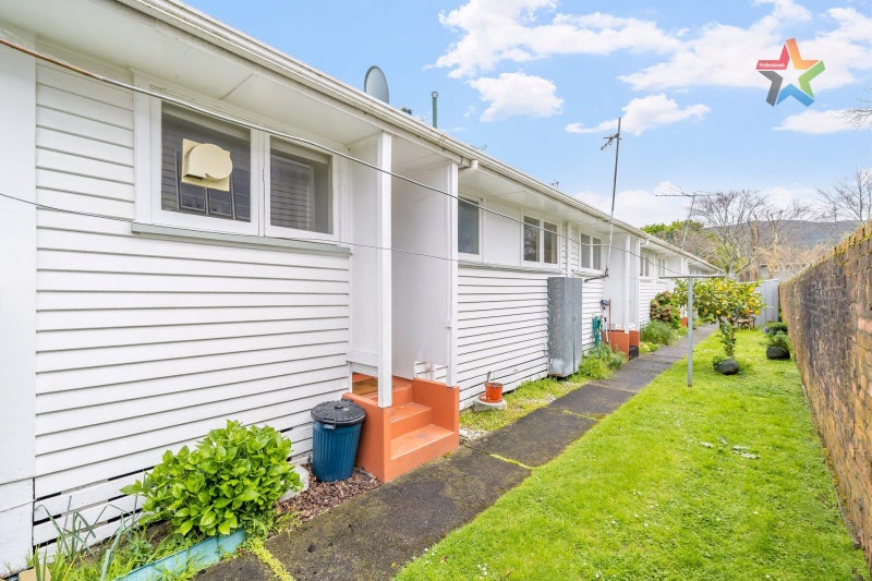 344 Fergusson Drive, Heretaunga, Upper Hutt - Carousel 1