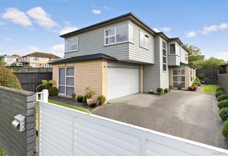 93A White Swan Road, Mount Roskill, Auckland - Carousel 1