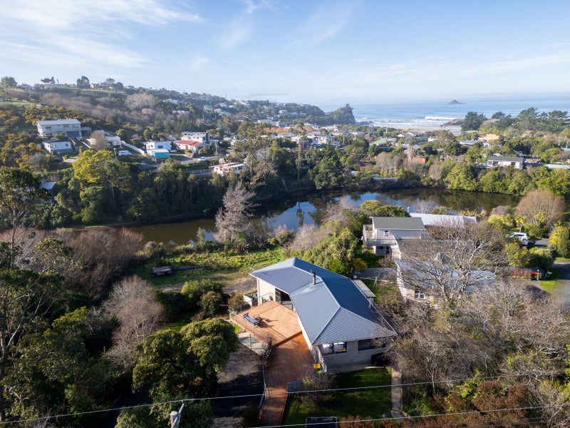 51 Bath Street, Brighton, Dunedin - Carousel 2