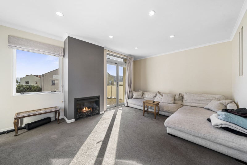 91/305 Evans Bay Parade, Hataitai, Wellington - Carousel 2