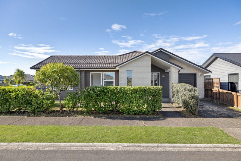 4 Bulkhead Lane, Pyes Pa, Tauranga - Carousel 1
