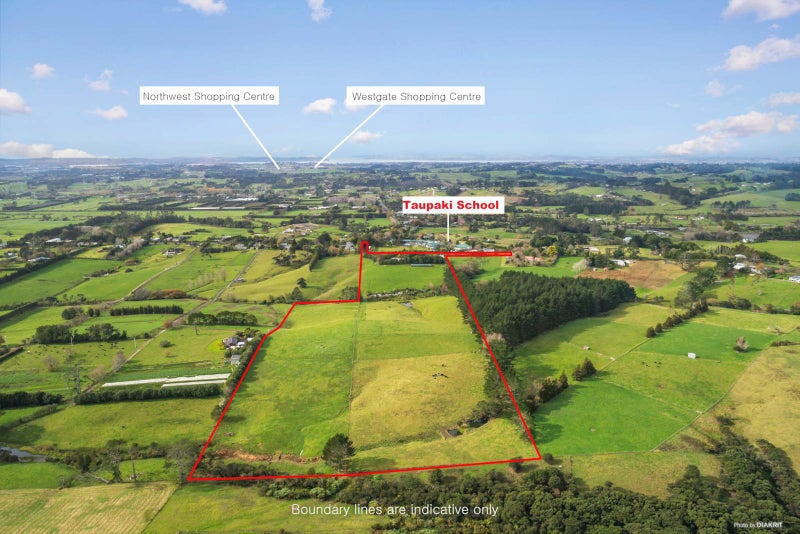 450 Waitakere Road, Henderson - Carousel 2