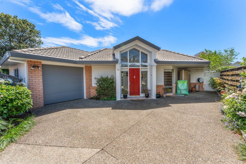 2/4 Fenwick Avenue, Milford, Auckland - Carousel 1