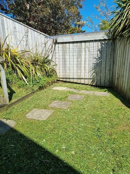 14A Tobago Crescent, Grenada North, Wellington - Carousel 15