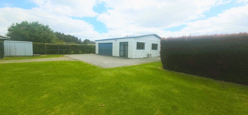 50 The Braigh, Waipu, Waipu - Carousel 1