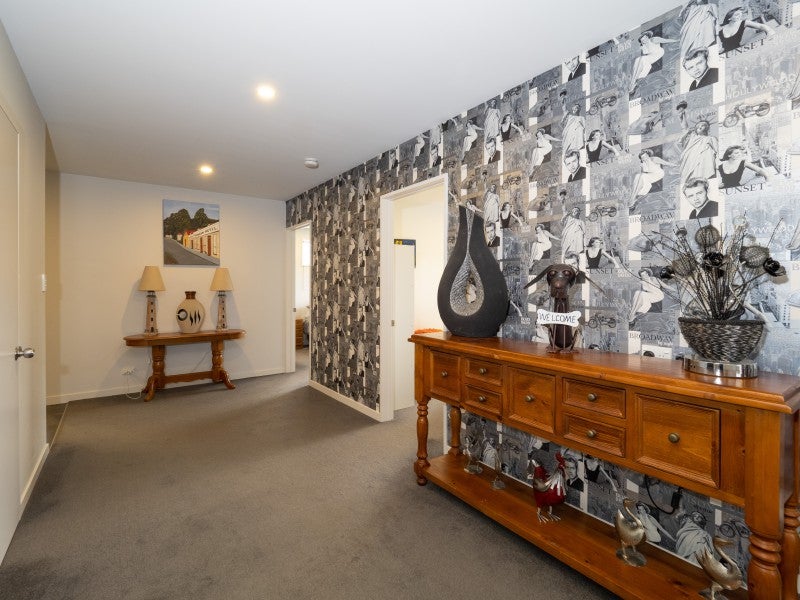 51 Ludlow Drive, Huntingdon, Ashburton - Carousel 2