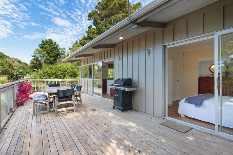 36 Goodwin Avenue, Oneroa, Waiheke Island - Carousel 1