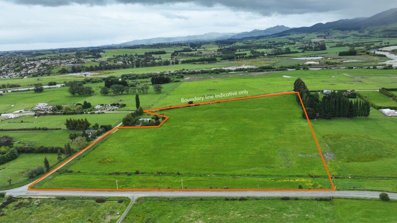 14 Knapdale Road, Whiterigg, Gore - Carousel 1