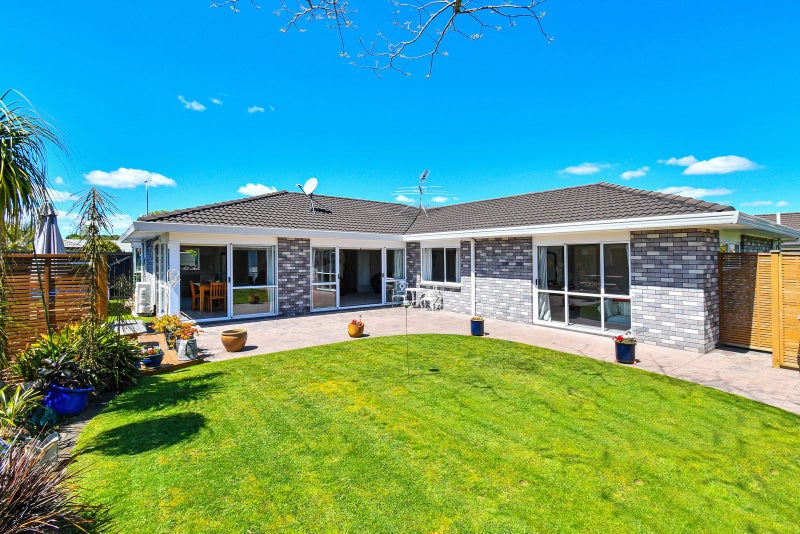 38 Perotti Place, Conifer Grove, Takanini - Carousel 20