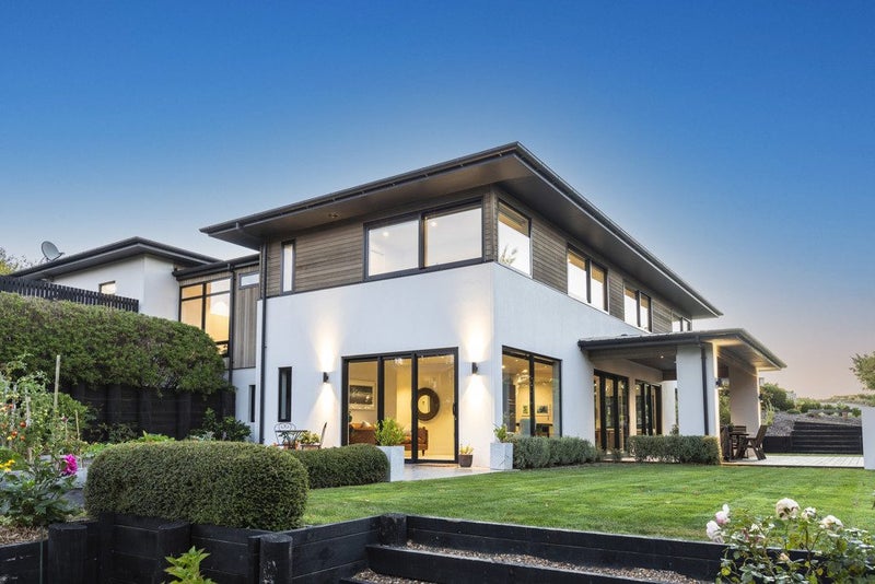 9 Hewers Lane, Kennedys Bush, Christchurch - Carousel 1