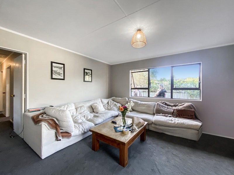 3A Leinster Avenue, Raumati South, Paraparaumu - Carousel 2