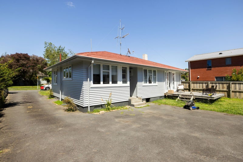 10 Allenby Street, Bader, Hamilton - Carousel 2