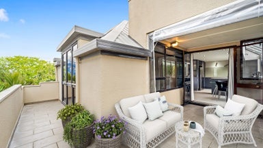 1/18 Killarney Street, Takapuna, Auckland - Carousel 1