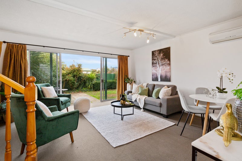 1/15 William Booth Grove, Trentham, Upper Hutt - Carousel 2