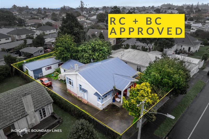 2/41 Mount Smart Road, Onehunga, Auckland - Carousel 1