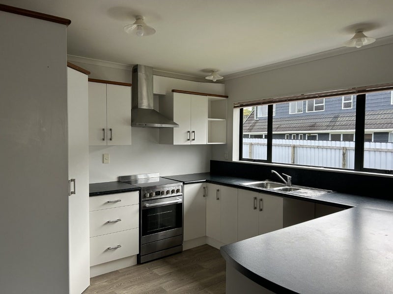 12A Huia Street, Waikawa, Picton - Carousel 2