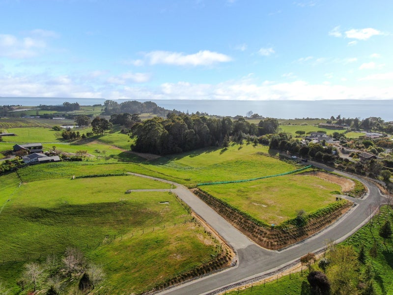 15 Pippin Lane, Ruby Bay, Mapua - Carousel 1