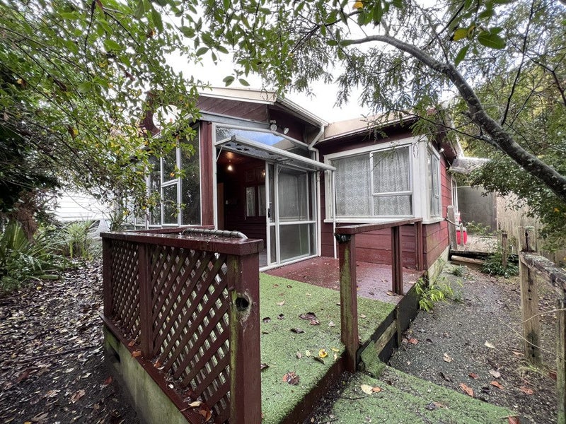 13A/13 Park Street, Hokitika - Carousel 2