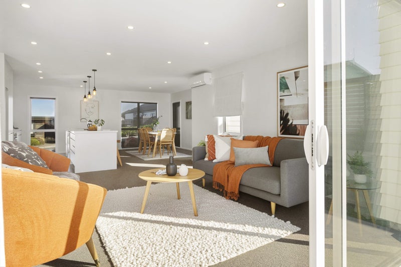 12 Promontory Crescent, Newlands, Wellington - Carousel 1