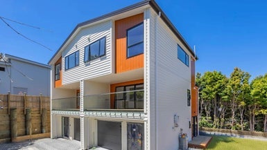 7/20 William Souter Street, Forrest Hill, Auckland - Carousel 1