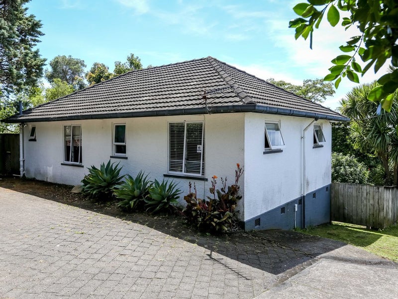 32 Lawry Street, Blagdon, New Plymouth - Carousel 20