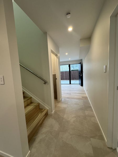 93 Hutchinsons Road, Bucklands Beach, Auckland - Carousel 19