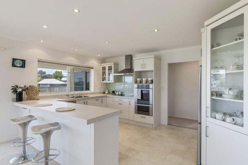 39 Alberta Road, Glen Avon, New Plymouth - Carousel 2