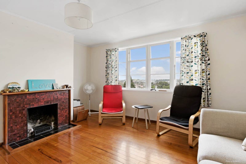 53 Mount Royal Avenue, Mount Albert, Auckland - Carousel 2