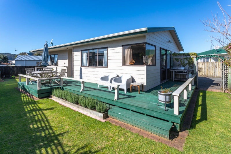 151B Mayfair Avenue, Whangamata, Whangamata - Carousel 1