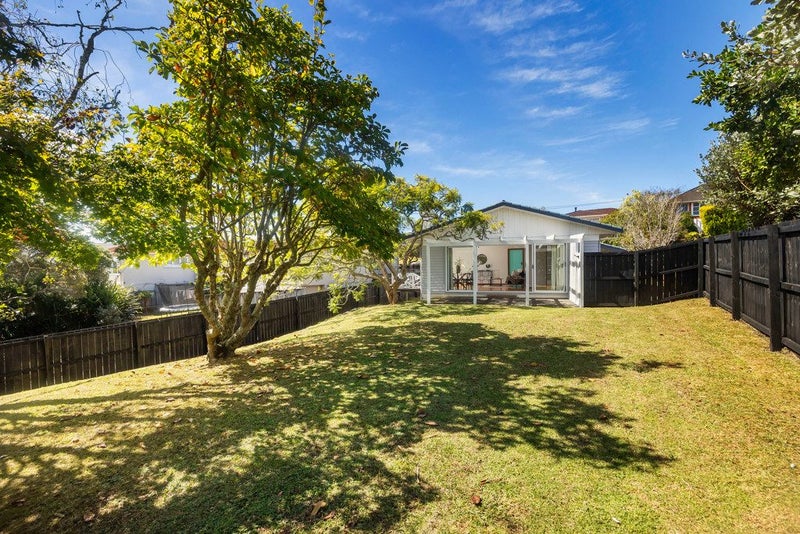 43 Peter Buck Road, New Windsor, Auckland - Carousel 2