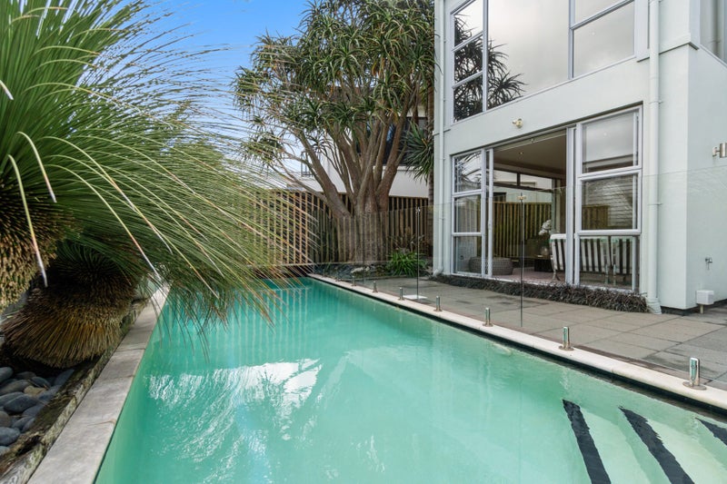 163A Paritai Drive, Orakei, Auckland - Carousel 2
