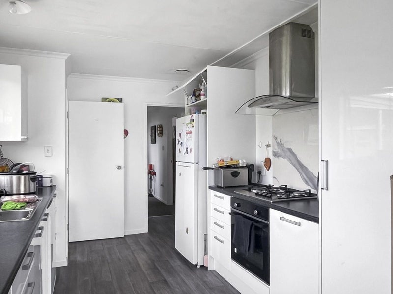 43 Amberley Avenue, Westbrook, Palmerston North - Carousel 2