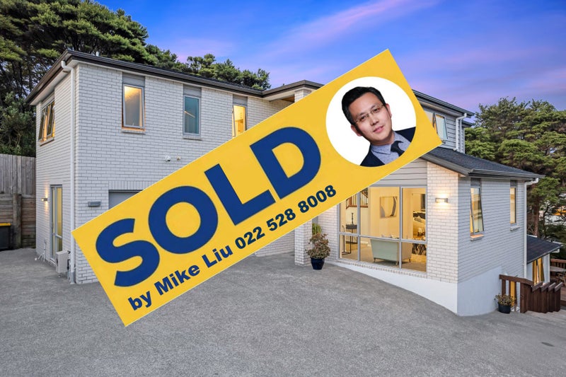 31 Zara Court, Windsor Park, Auckland - Carousel 1