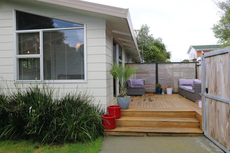 1/62 Rawhiti Road, Onehunga, Auckland - Carousel 2