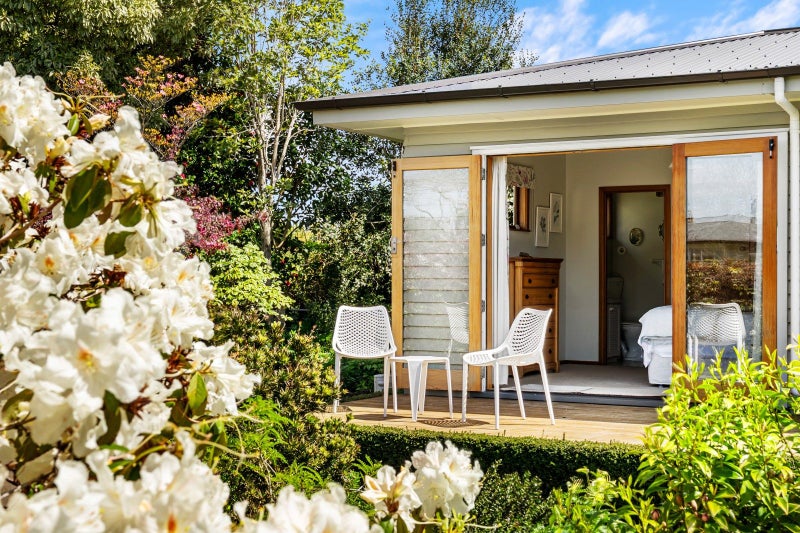 716 Maxville Drive, Parkvale, Hastings - Carousel 2