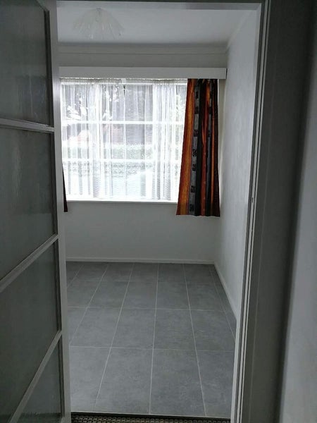 19 Hargest Terrace, Mount Albert, Auckland - Carousel 2